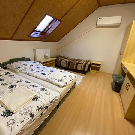 Vadvirag Vendeghaz 호텔 렌티 외부 사진